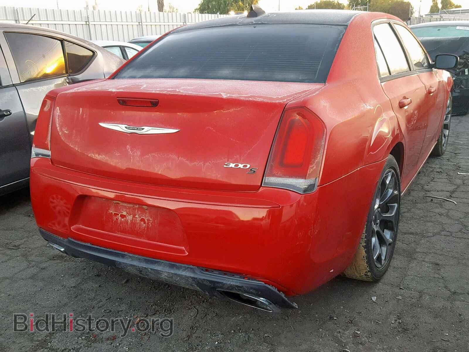 2016 CHRYSLER 300 - VIN: 2C3CCABG2GH295245 - Фото 4