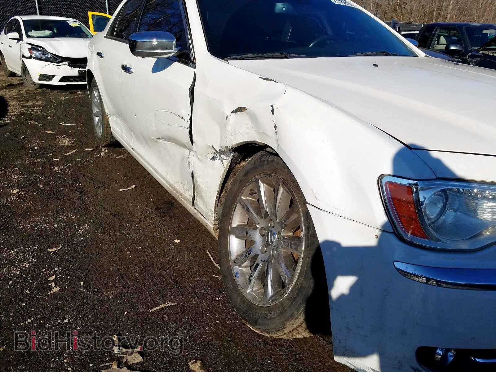 2011 CHRYSLER 300 - VIN: 2C3CA5CG6BH537295 - Фото 9
