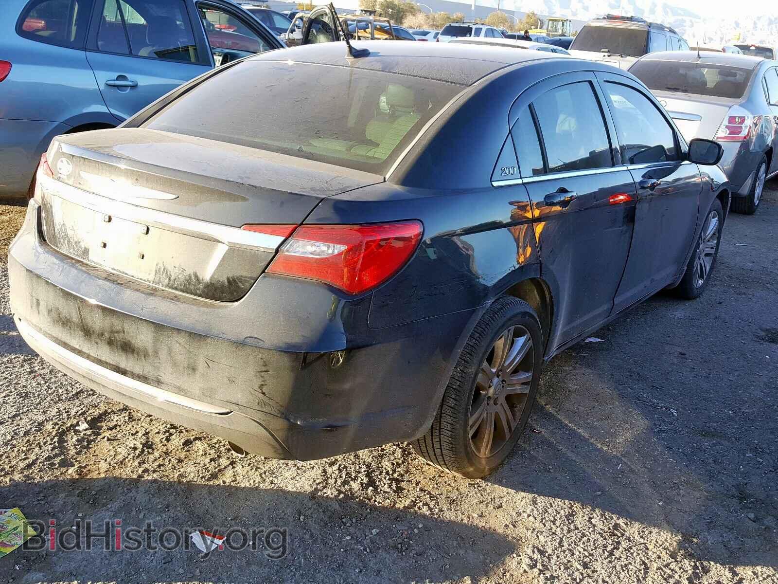 2012 CHRYSLER 200 - VIN: 1C3CCBBG9CN131174 - Фото 4