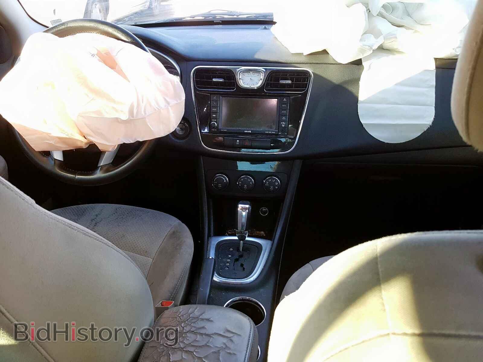 2012 CHRYSLER 200 - VIN: 1C3CCBBG9CN131174 - Фото 9