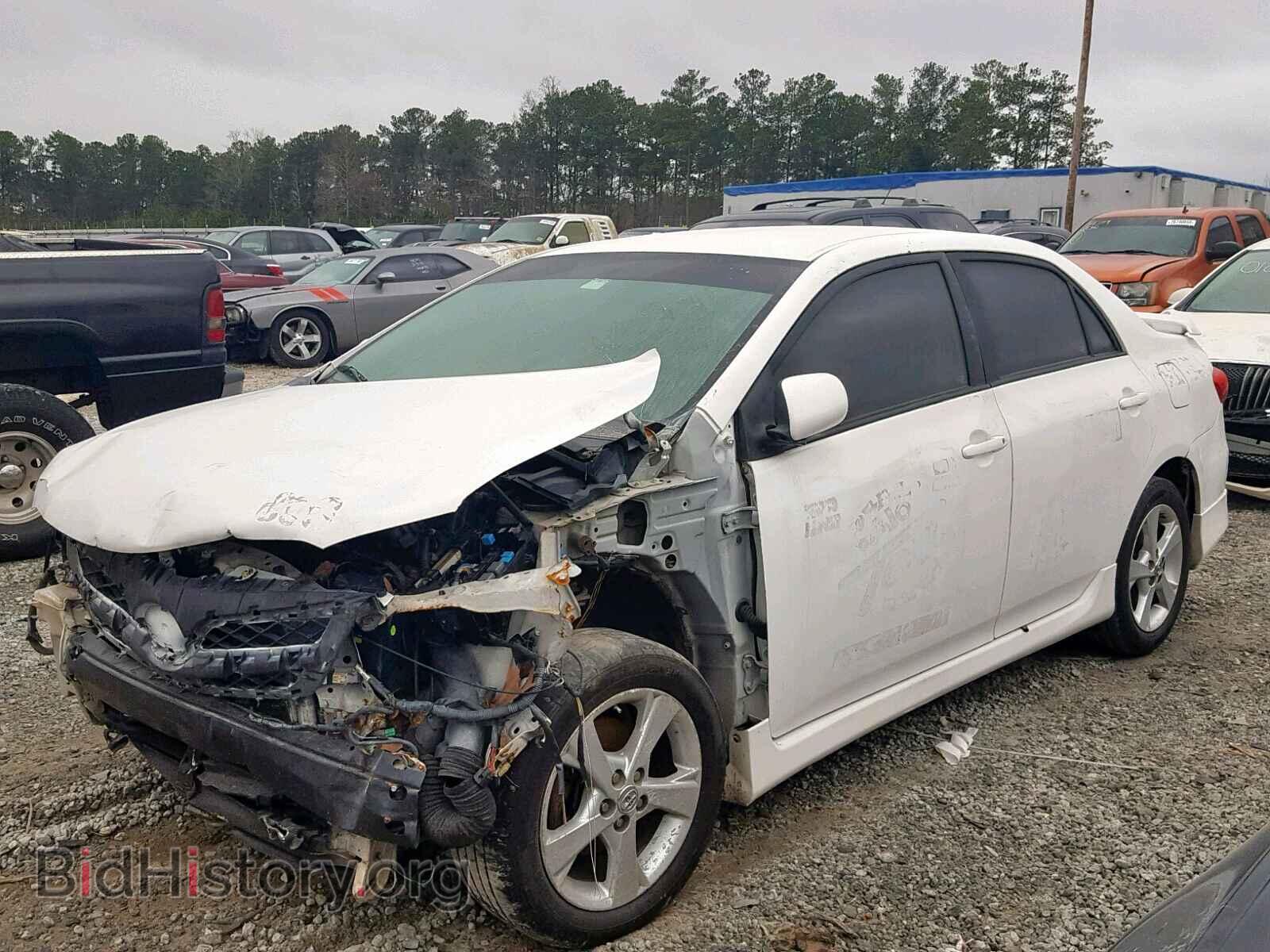 2011 TOYOTA COROLLA BA - VIN: 2T1BU4EE0BC719413 - Фото 2