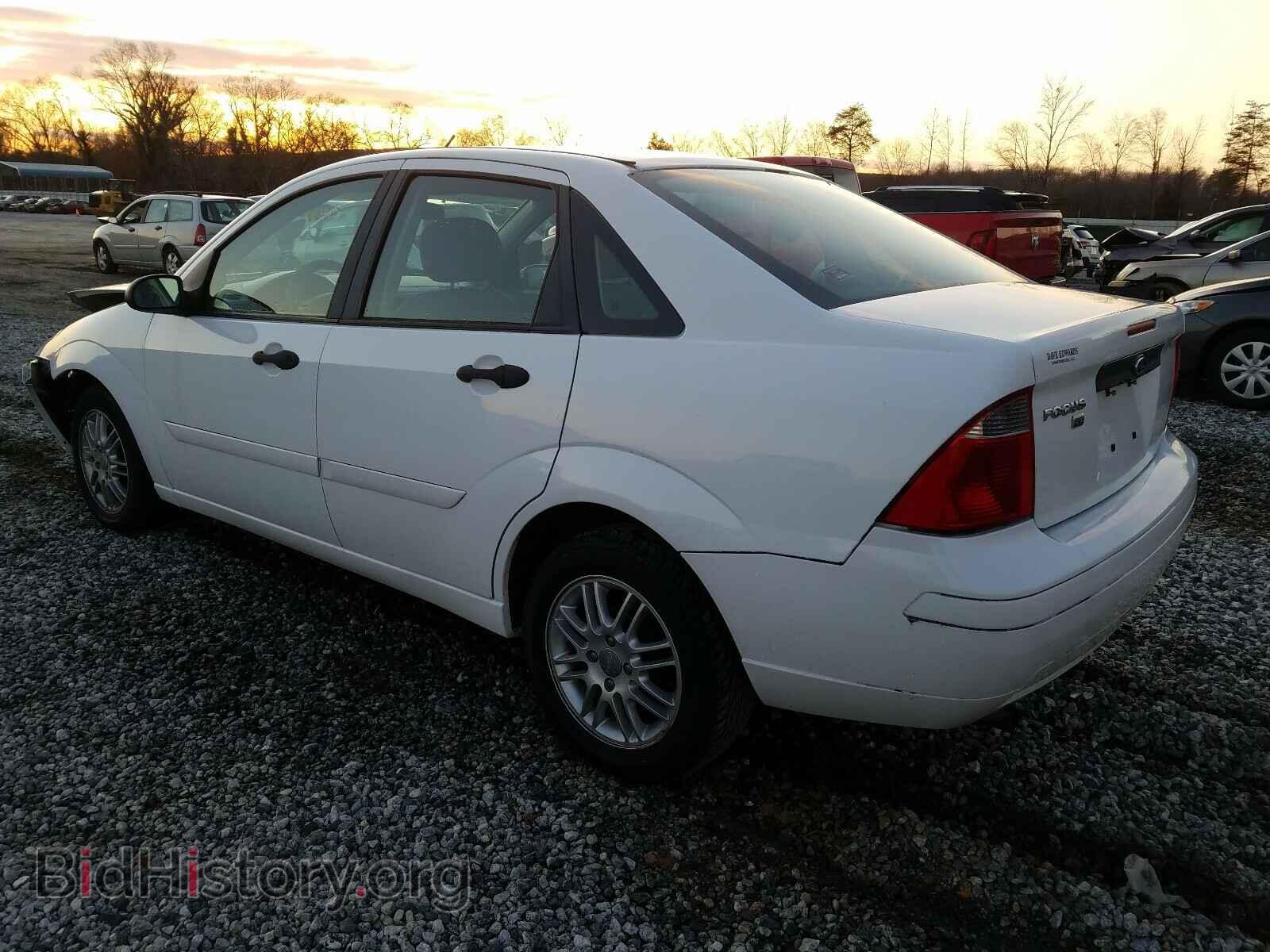 2007 FORD FOCUS - VIN: 1FAFP34N67W279514 - Фото 3