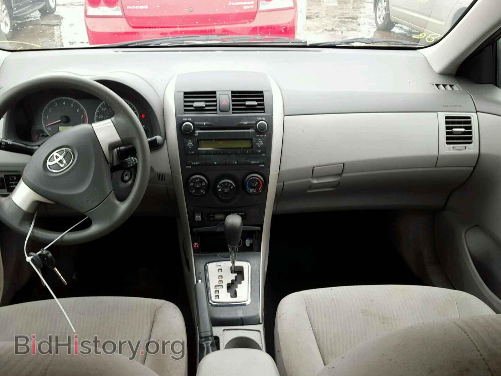 2010 TOYOTA COROLLA BA - VIN: 1NXBU4EEXAZ296434 - Фото 9