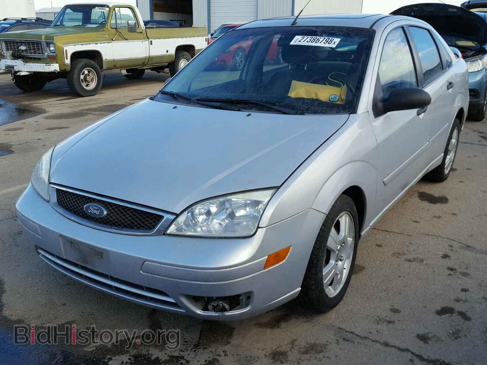 2007 FORD FOCUS - VIN: 1FAFP34N67W363770 - Фото 2