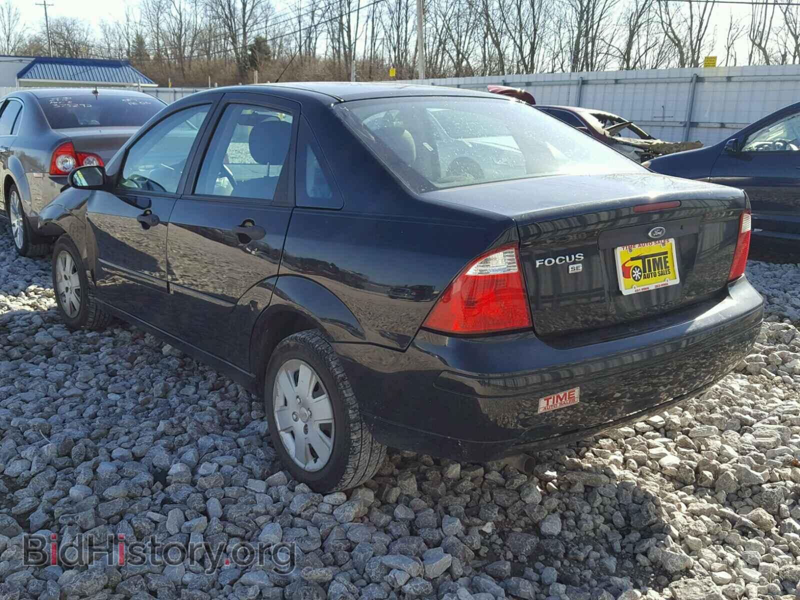 2007 FORD FOCUS - VIN: 1FAFP34N77W101420 - Фото 3