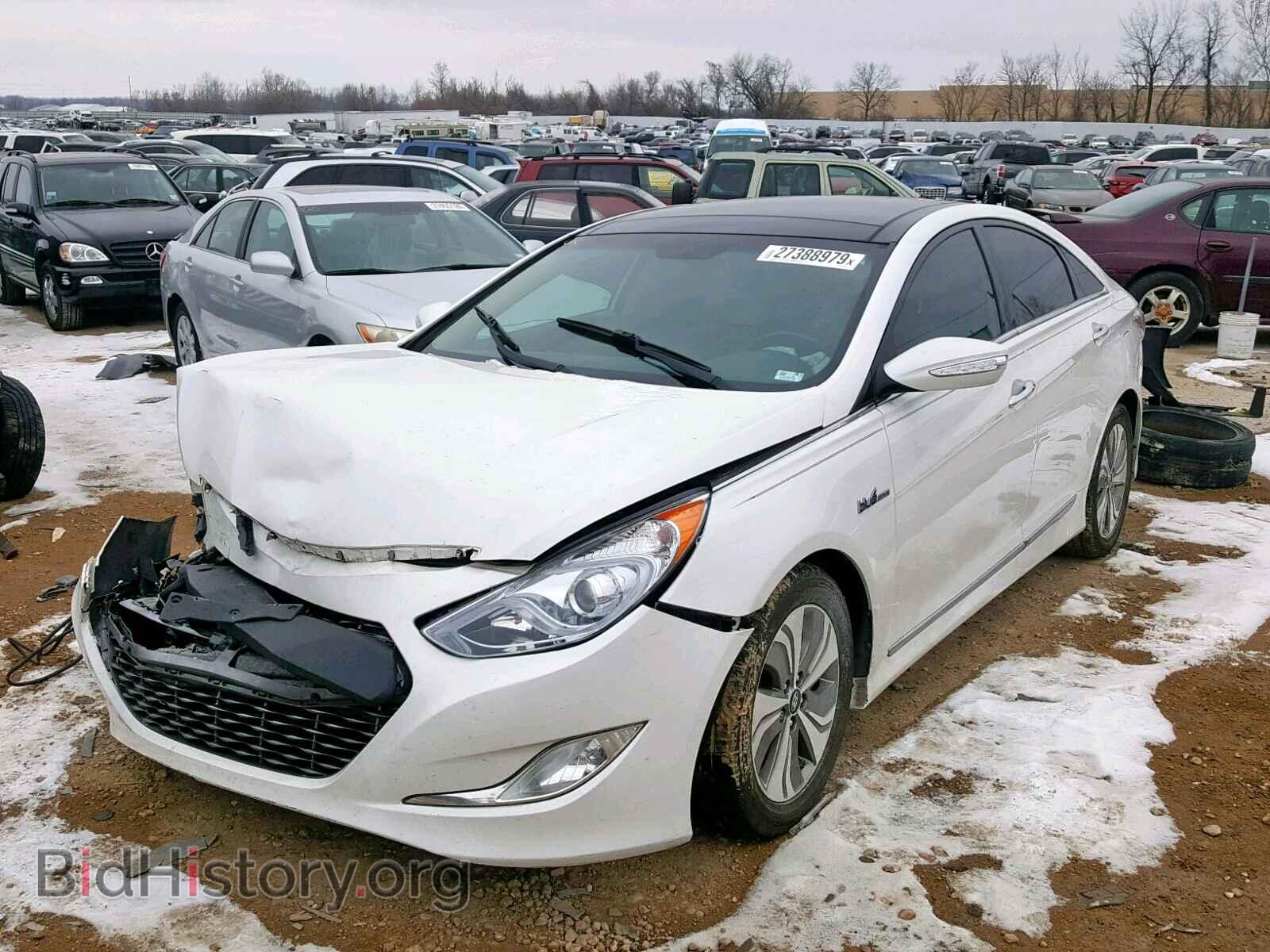 2014 HYUNDAI SONATA - VIN: KMHEC4A42EA106811 - Фото 2