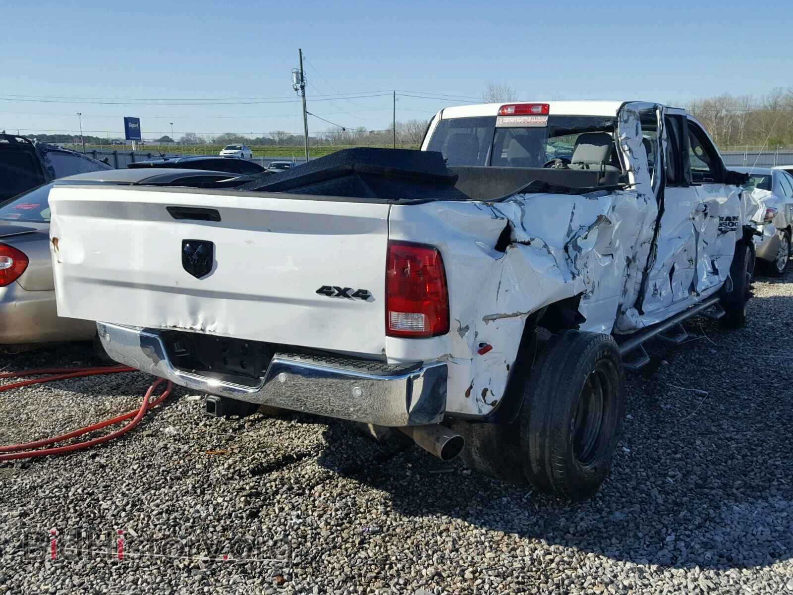 2017 RAM 3500 - VIN: 3C63RRHL4HG661826 - Фото 4