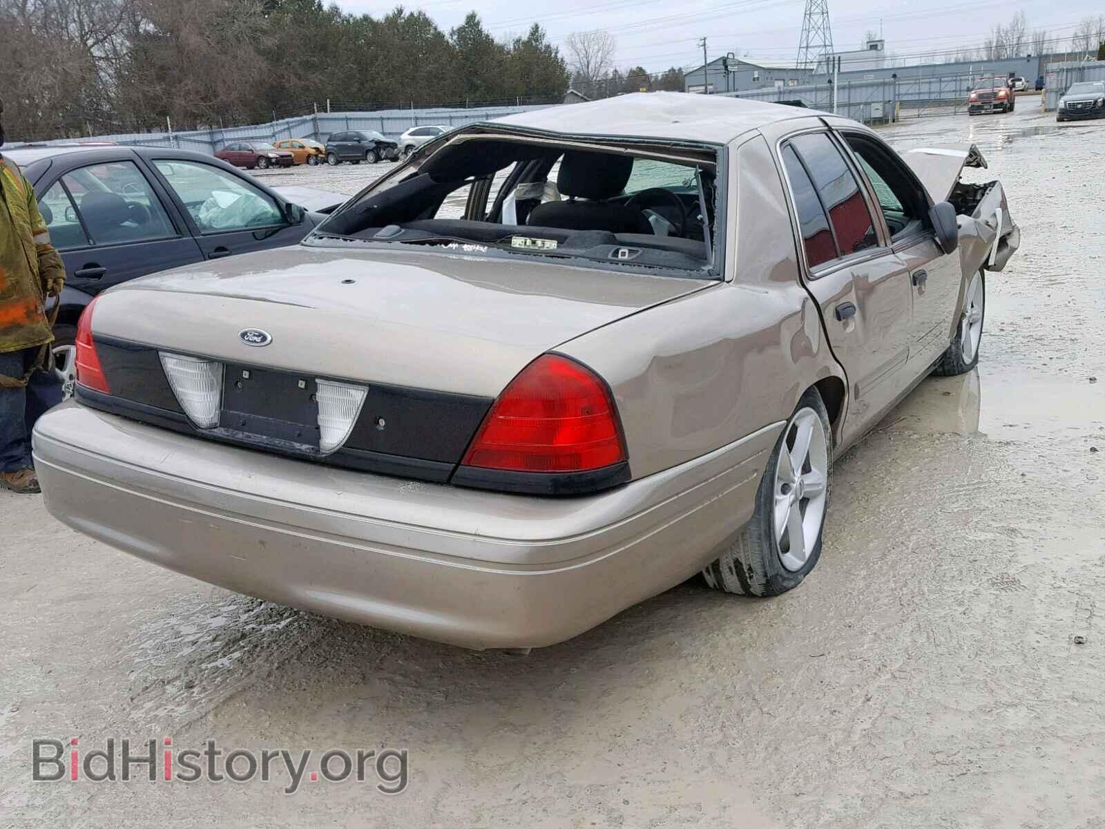 2011 FORD CROWN VIC - VIN: 2FABP7BV7BX150896 - Фото 4
