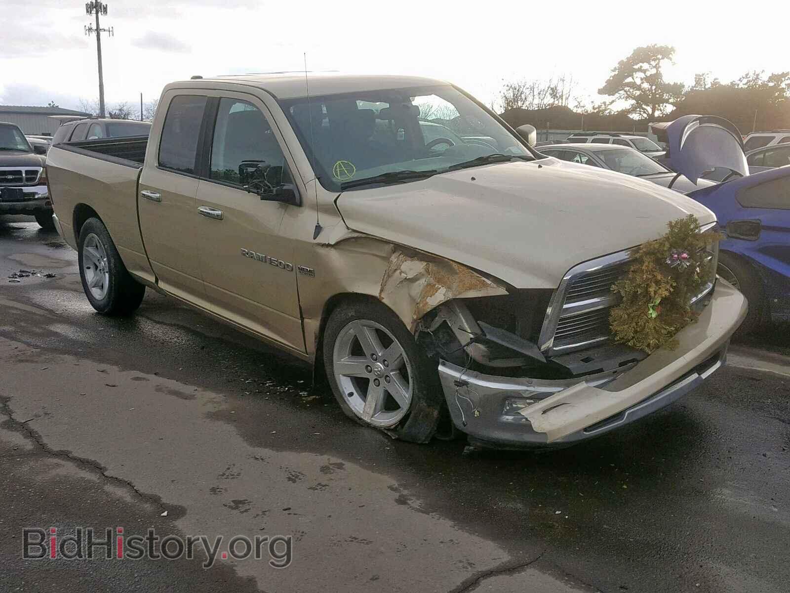Фотография  - DODGE RAM 1500 2011