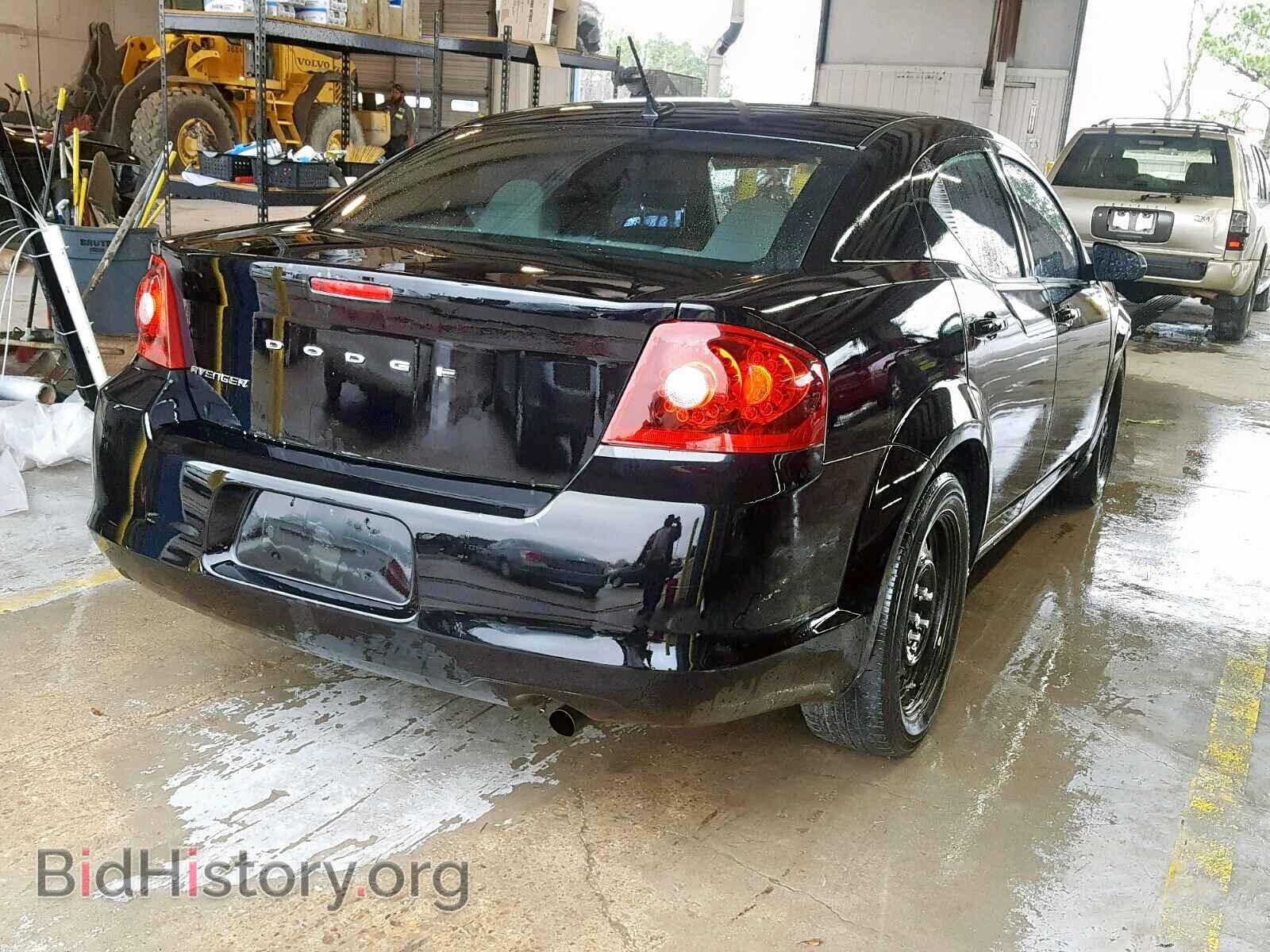 2011 DODGE AVENGER - VIN: 1B3BD4FB0BN588146 - Фото 4