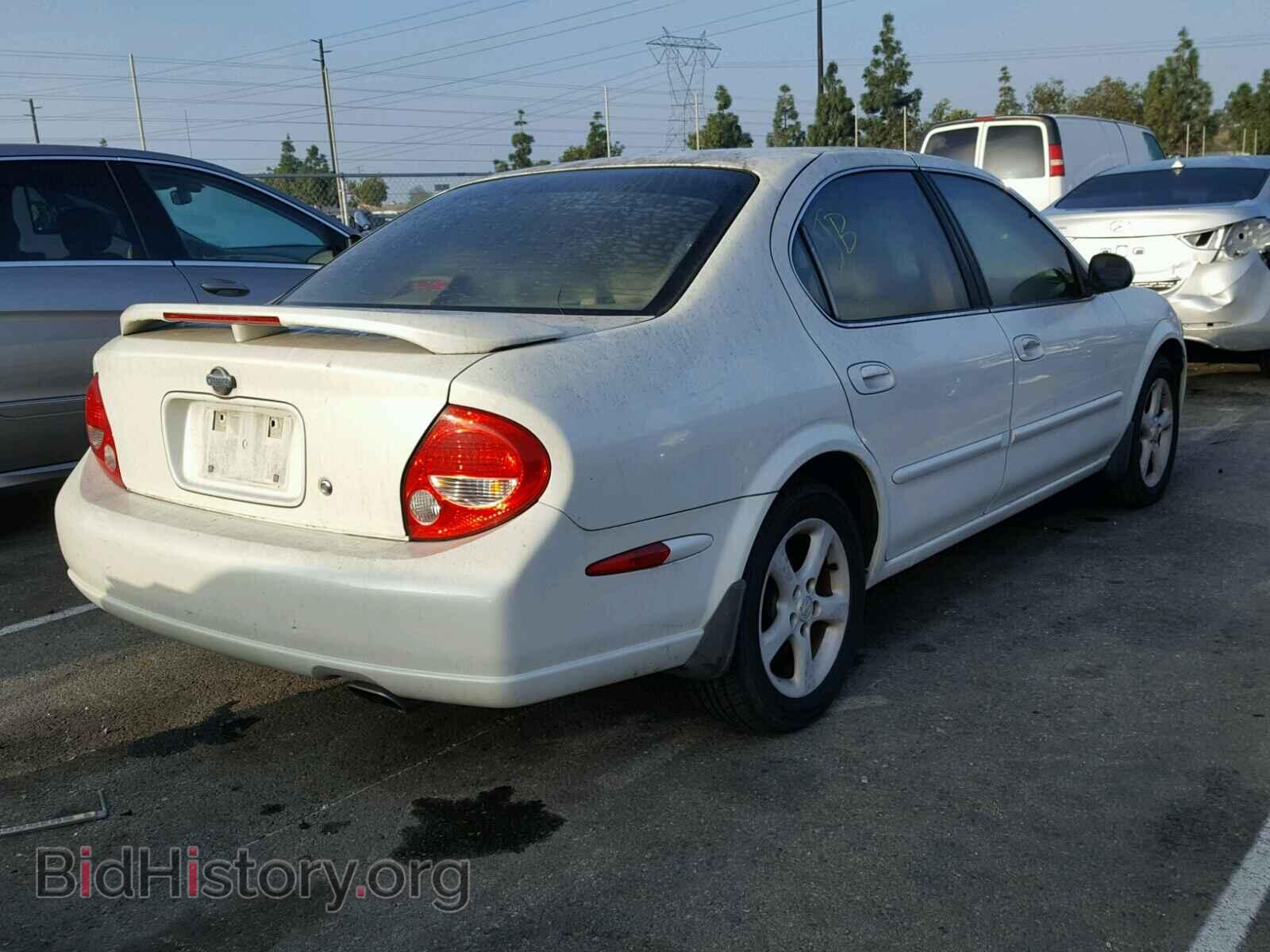 2000 NISSAN MAXIMA - VIN: JN1CA31D7YT744575 - Photo 4