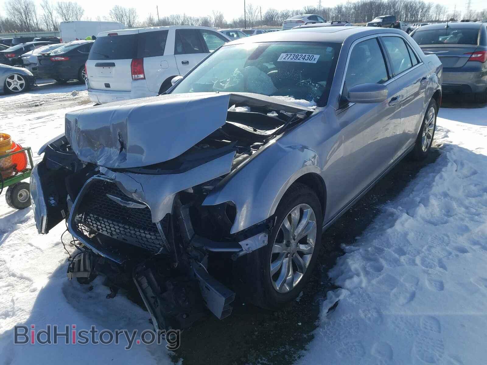 2016 CHRYSLER 300 - VIN: 2C3CCARG8GH296440 - Фото 2
