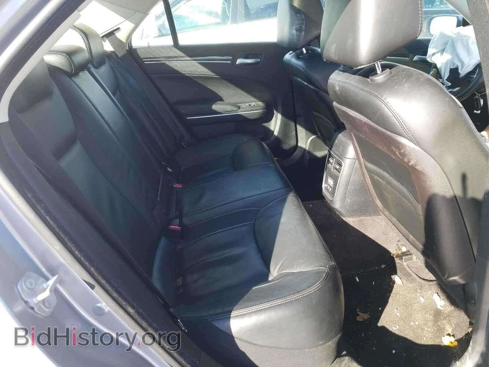 2016 CHRYSLER 300 - VIN: 2C3CCARG8GH296440 - Фото 6