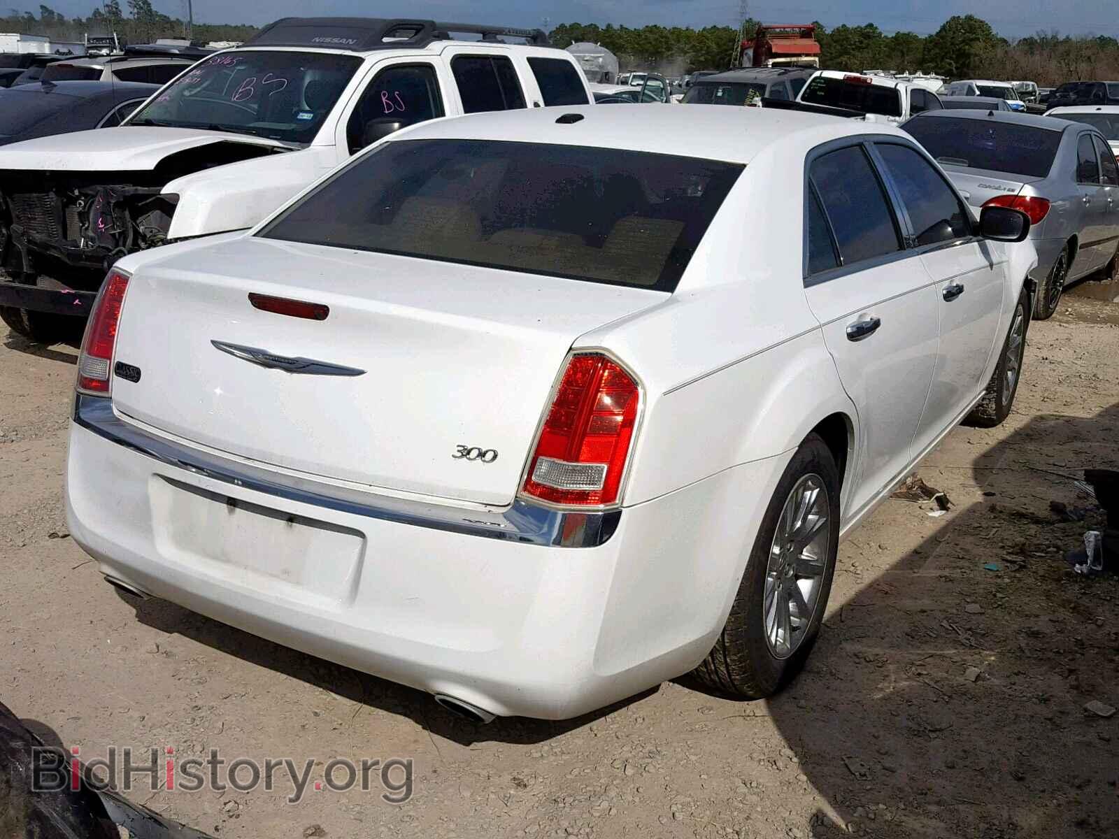 2011 CHRYSLER 300 - VIN: 2C3CA5CG9BH546315 - Фото 4
