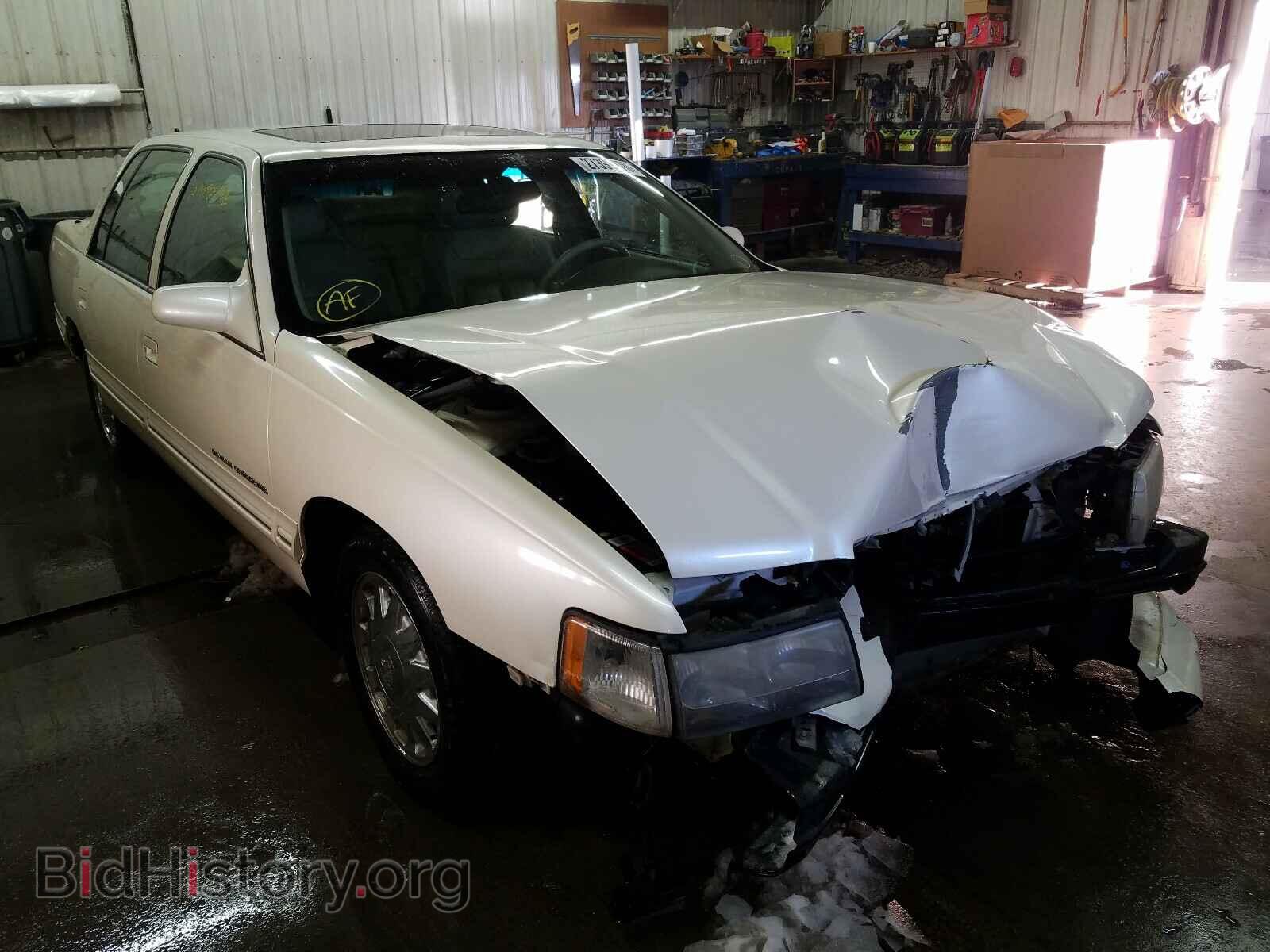 Photo 1G6KF5498XU775181 - CADILLAC DEVILLE 1999