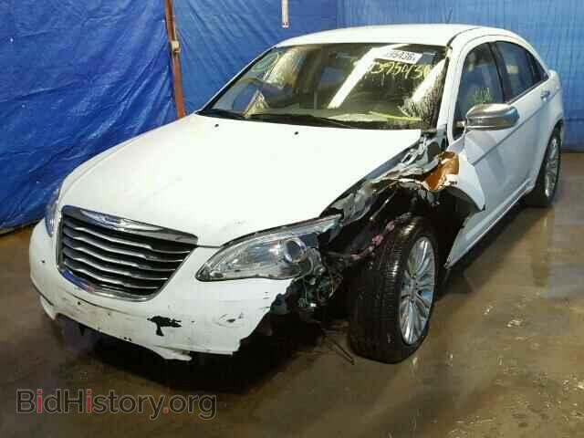 2013 CHRYSLER 200 - VIN: 1C3CCBCG2DN595164 - Фото 2