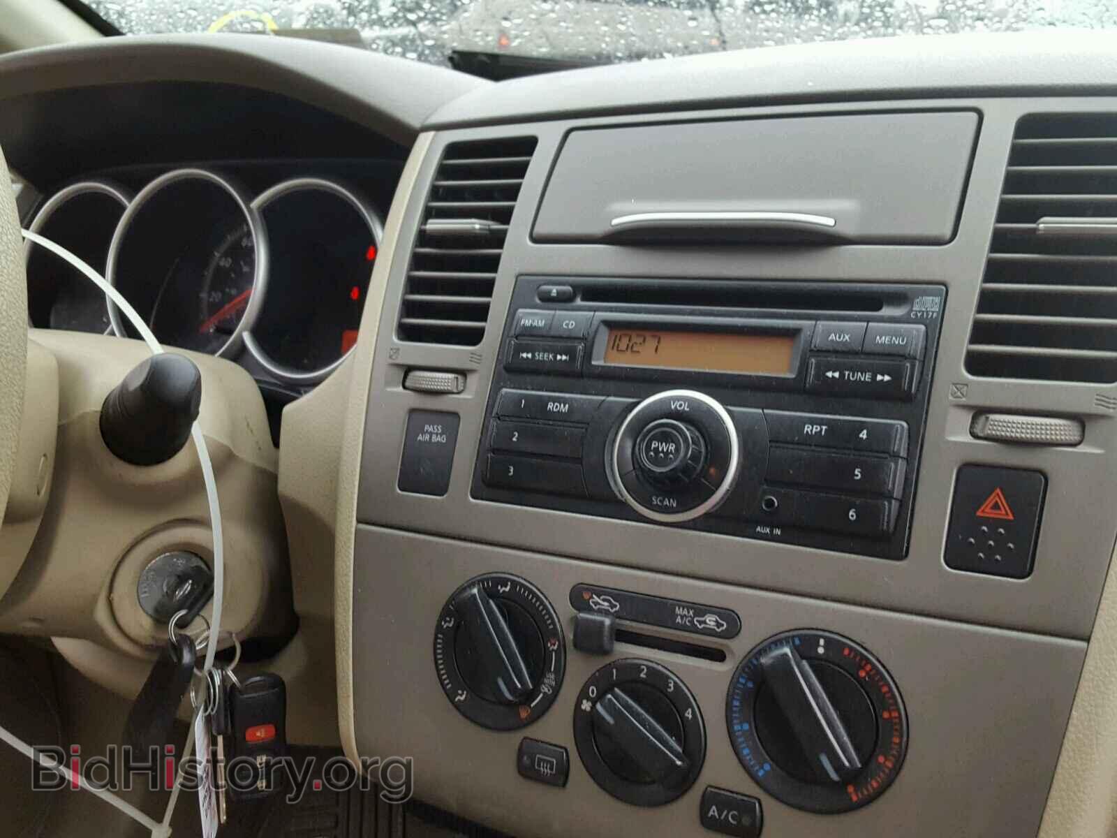 2010 NISSAN VERSA - VIN: 3N1BC1CP2AL452750 - Фото 9