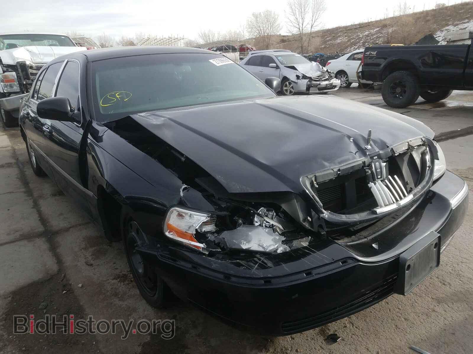 Фотография 2LNBL8EV1BX761803 - LINCOLN TOWNCAR 2011