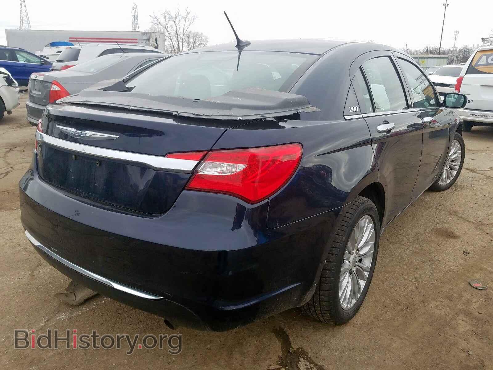 2011 CHRYSLER 200 - VIN: 1C3BC2FB8BN569094 - Photo 4