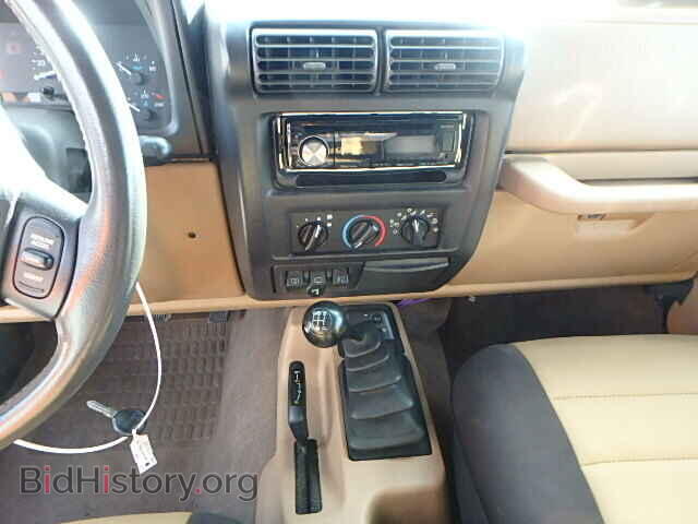 2000 JEEP WRANGLER - VIN: 1J4FA59S9YP752172 - Фото 9