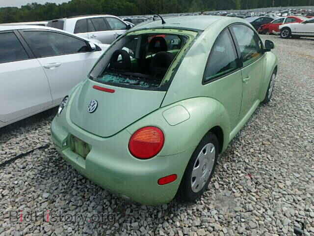 2000 VOLKSWAGEN BEETLE - VIN: 3VWCF21C5YM453438 - Фото 4