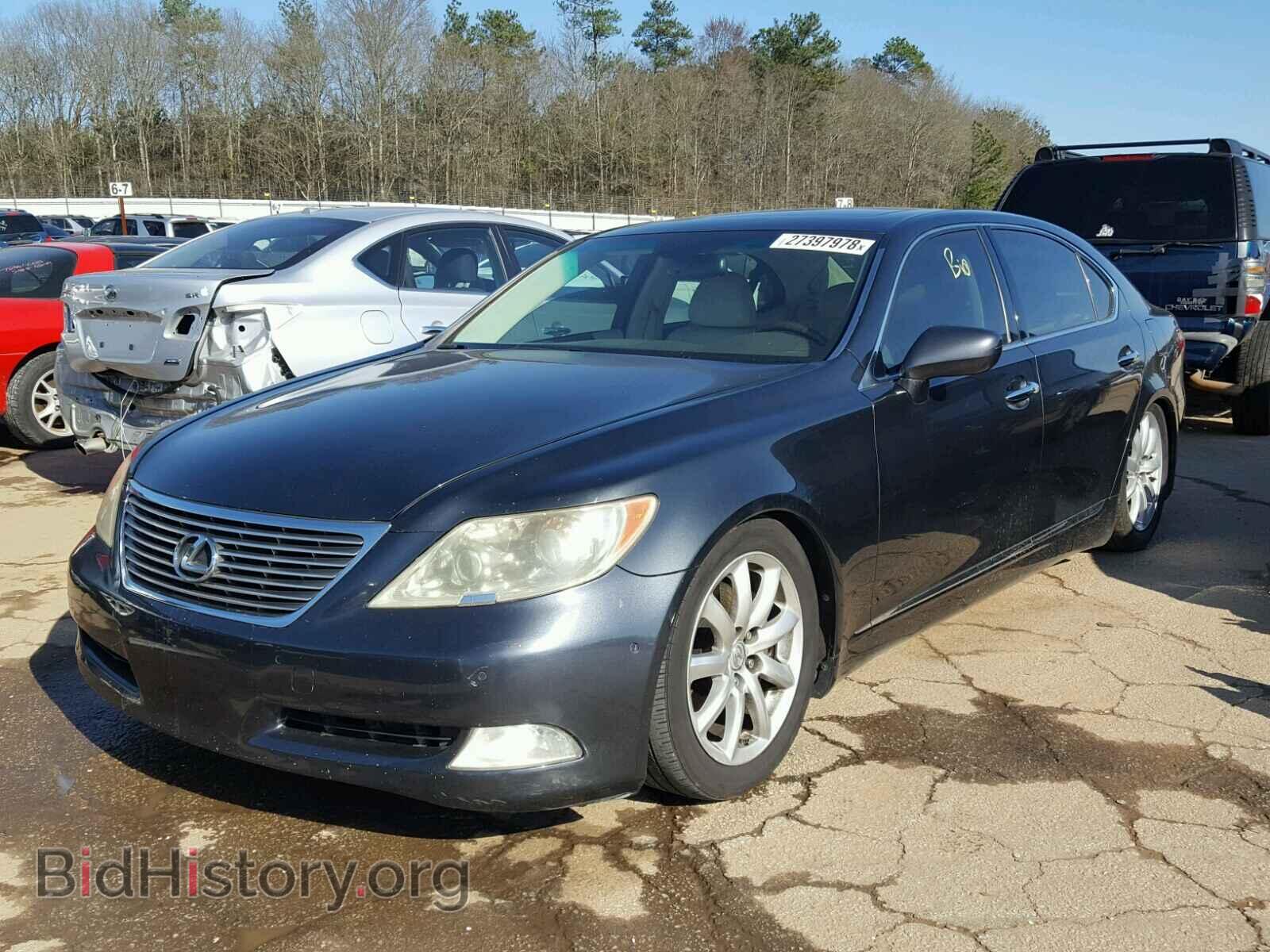 2007 LEXUS LS460 - VIN: JTHGL46F375003396 - Photo 2