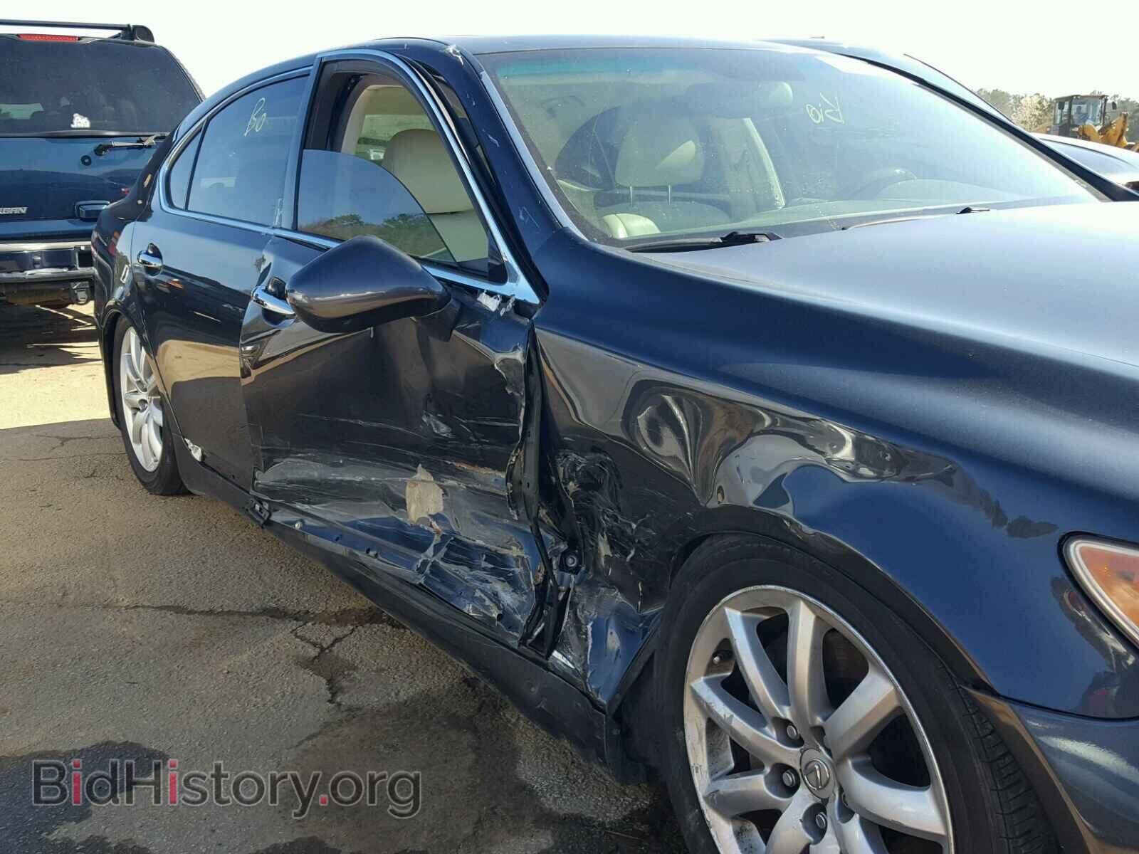 2007 LEXUS LS460 - VIN: JTHGL46F375003396 - Photo 9
