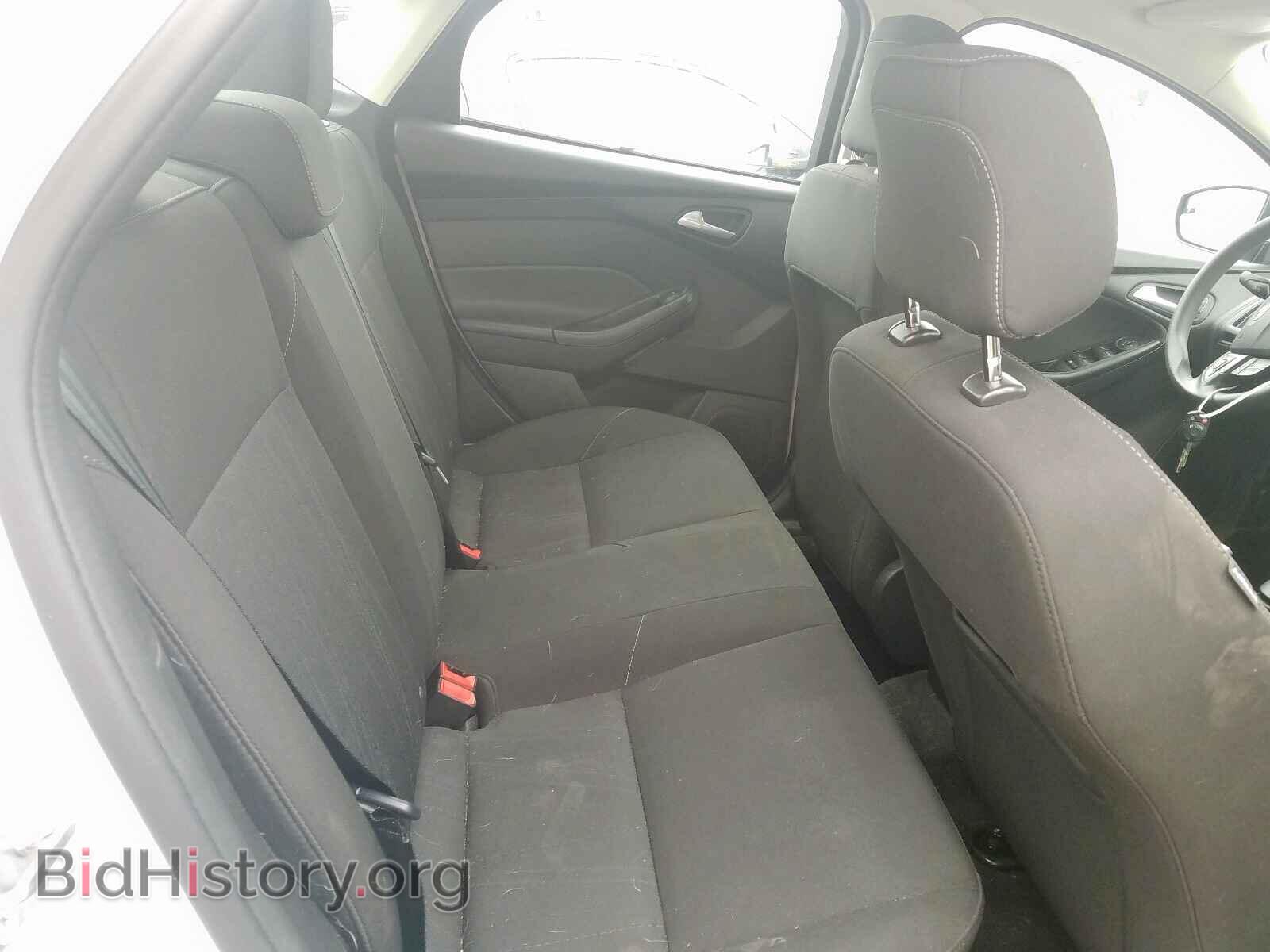 2018 FORD FOCUS - VIN: 1FADP3FE0JL307837 - Photo 6