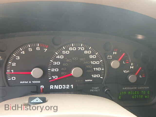 2005 FORD EXPLORER - VIN: 1FMDU74WX5UA05232 - Фото 8