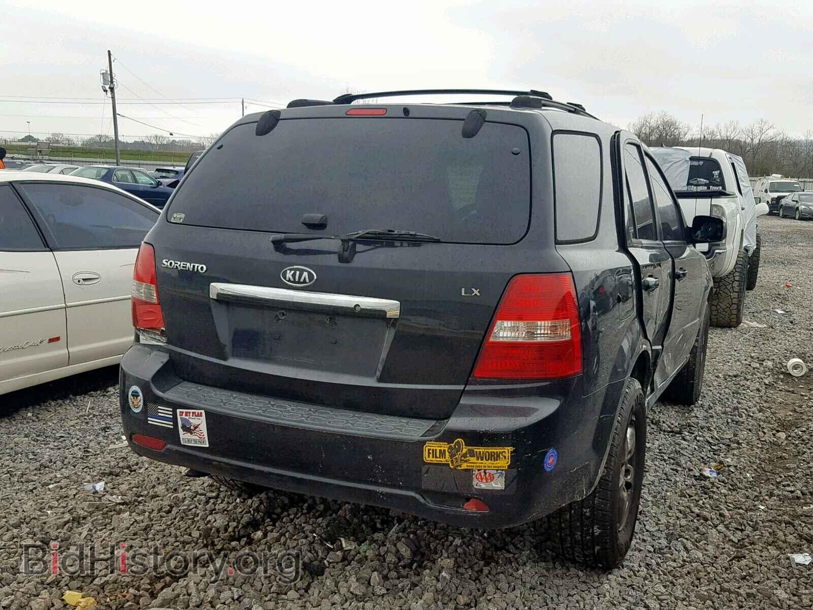 2007 KIA SORENTO EX - VIN: KNDJC736675752738 - Фото 4
