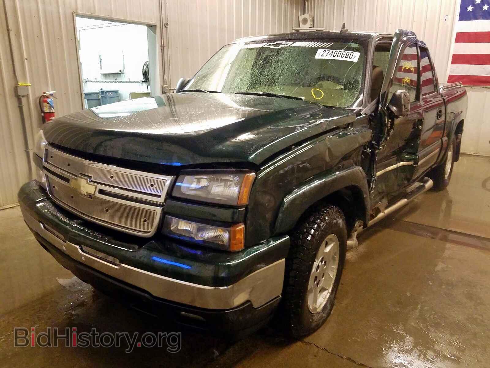 2006 CHEVROLET SILVERADO - VIN: 2GCEK13T261119077 - Фото 2