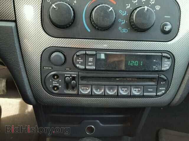 2004 CHRYSLER SEBRING - VIN: 1C3EL55R14N318627 - Фото 9