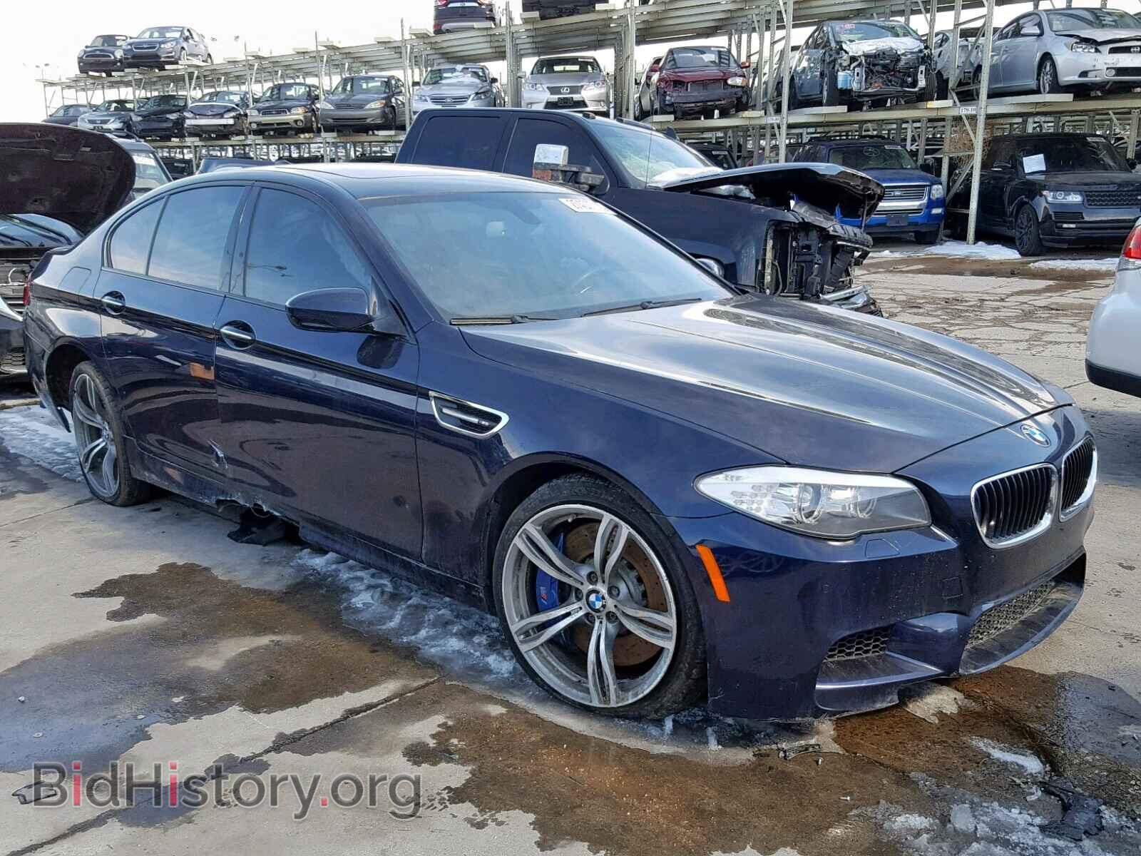 Фотография WBSFV9C51DD097143 - BMW M5 2013