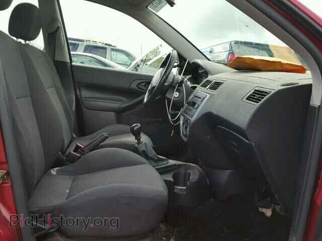 2005 FORD FOCUS - VIN: 3FAFP37N85R147902 - Фото 5