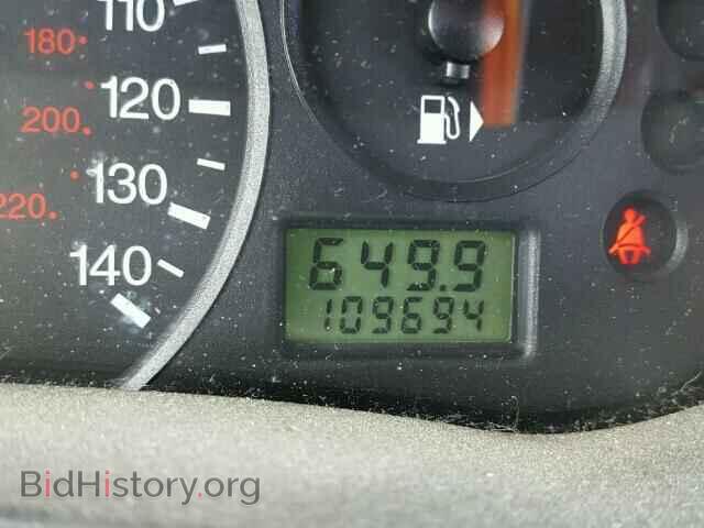 2005 FORD FOCUS - VIN: 3FAFP37N85R147902 - Фото 8