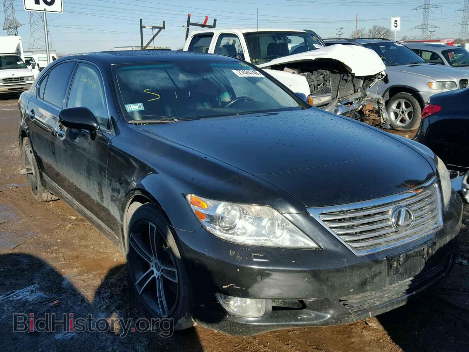 Photo JTHCL5EF1B5010569 - LEXUS LS460 2011