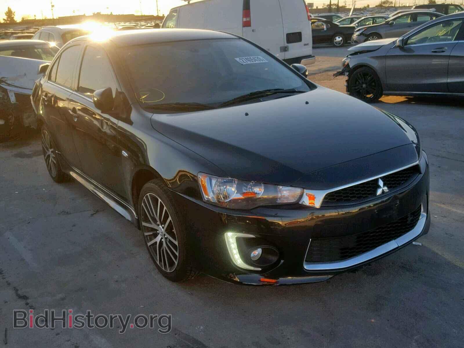 Photo JA32V2FW8HU008979 - MITSUBISHI LANCER 2017