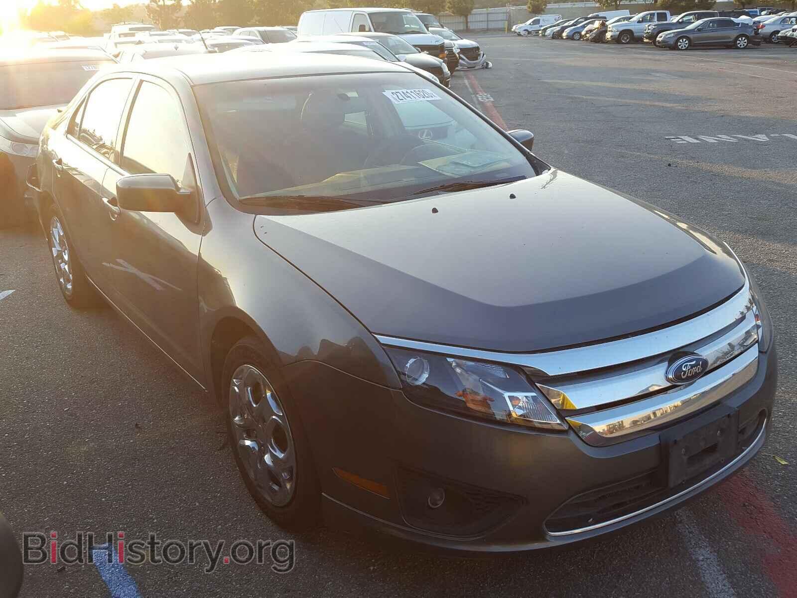 Photo 3FAHP0HA7AR161299 - FORD FUSION SE 2010