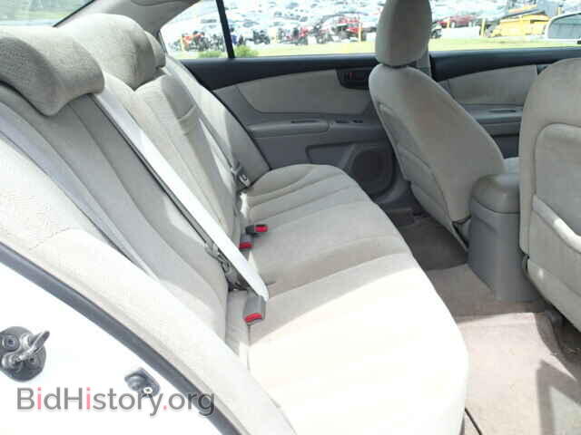 2006 KIA OPTIMA - VIN: KNAGE123065043551 - Фото 6