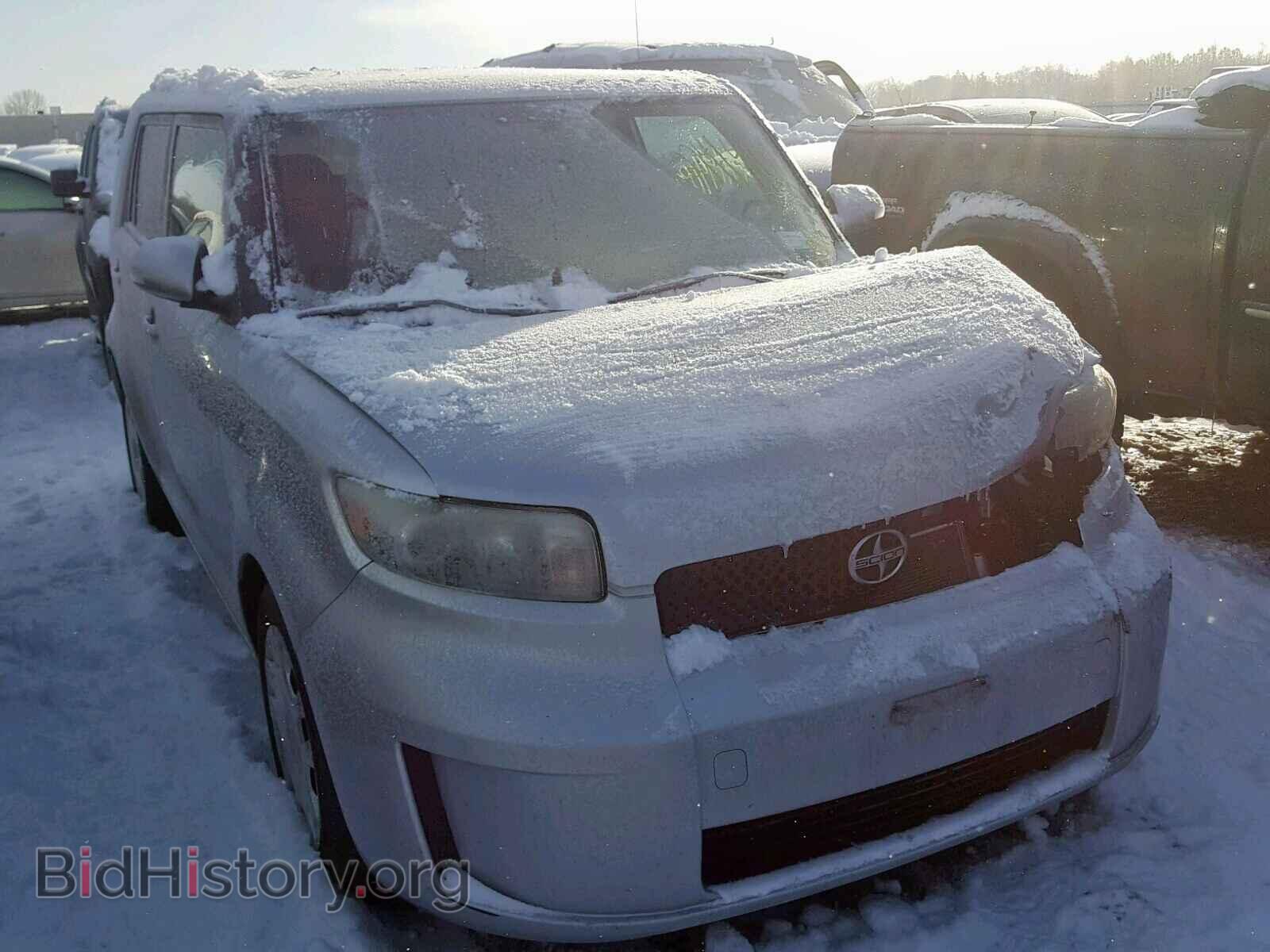 Photo  - TOYOTA SCION 2008