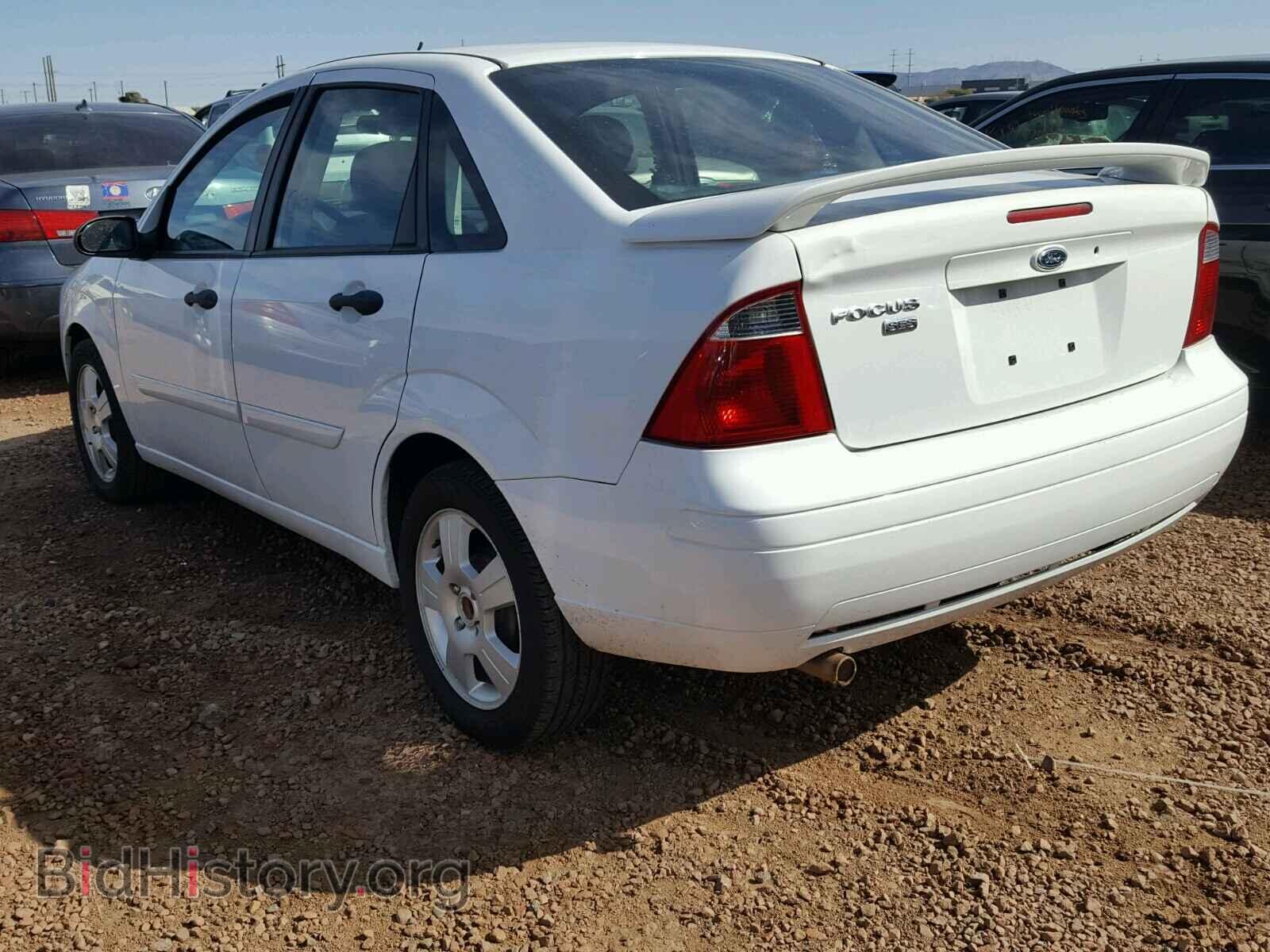 2007 FORD FOCUS - VIN: 1FAHP34N87W149551 - Фото 3