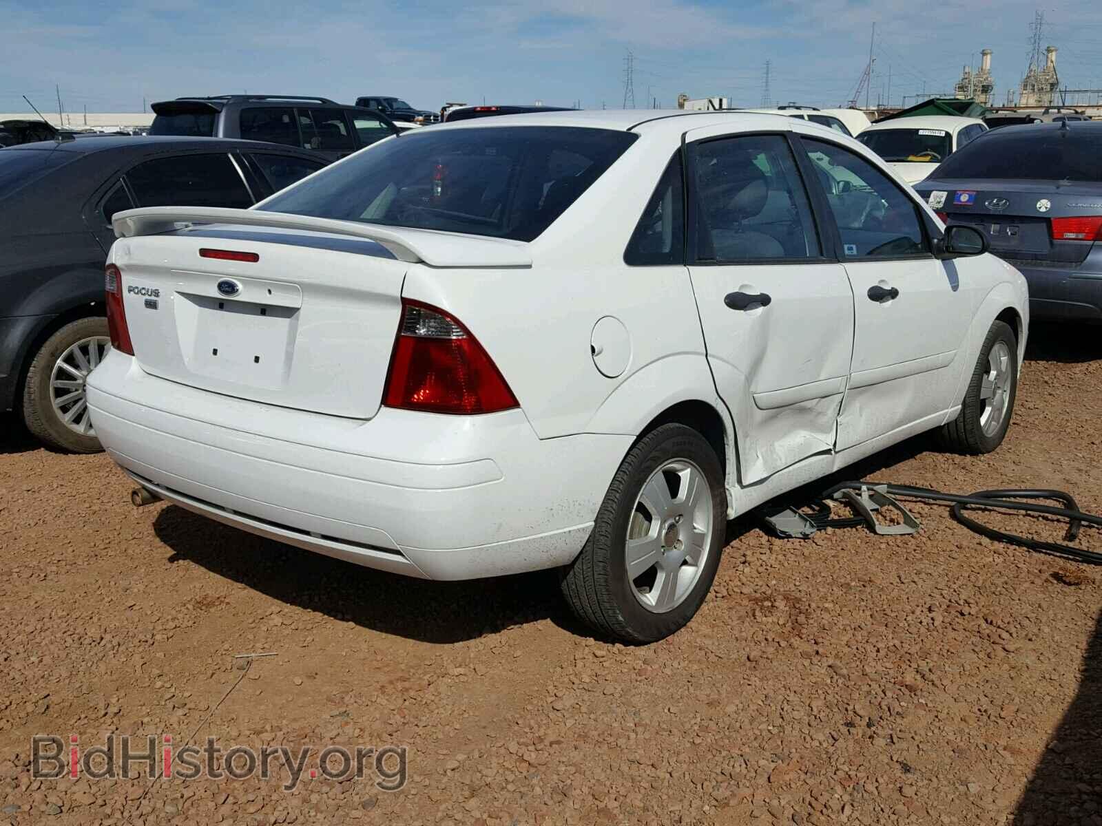 2007 FORD FOCUS - VIN: 1FAHP34N87W149551 - Фото 4
