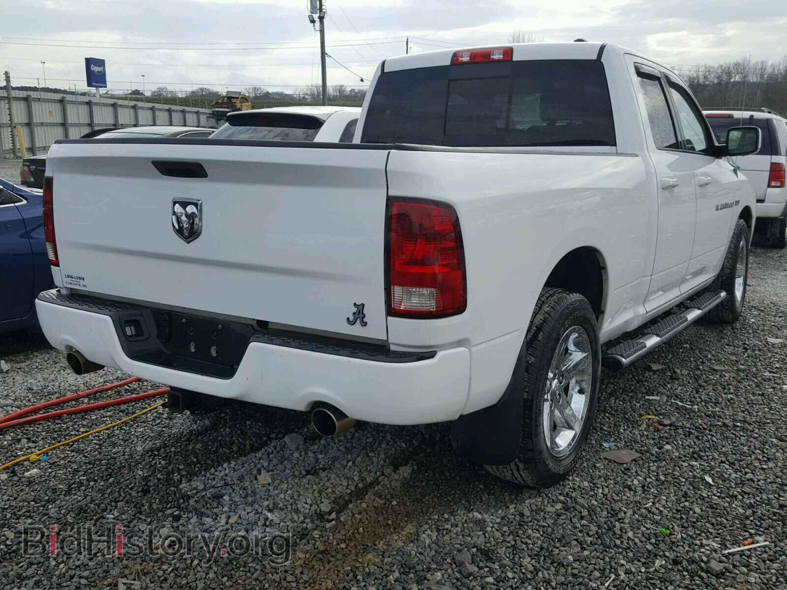 2011 DODGE RAM 1500 - VIN: 1D7RB1GT6BS515394 - Фото 4