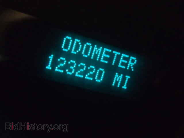 2012 CHEVROLET SILVERADO - VIN: 1GCNKPEAXCZ203570 - Фото 8