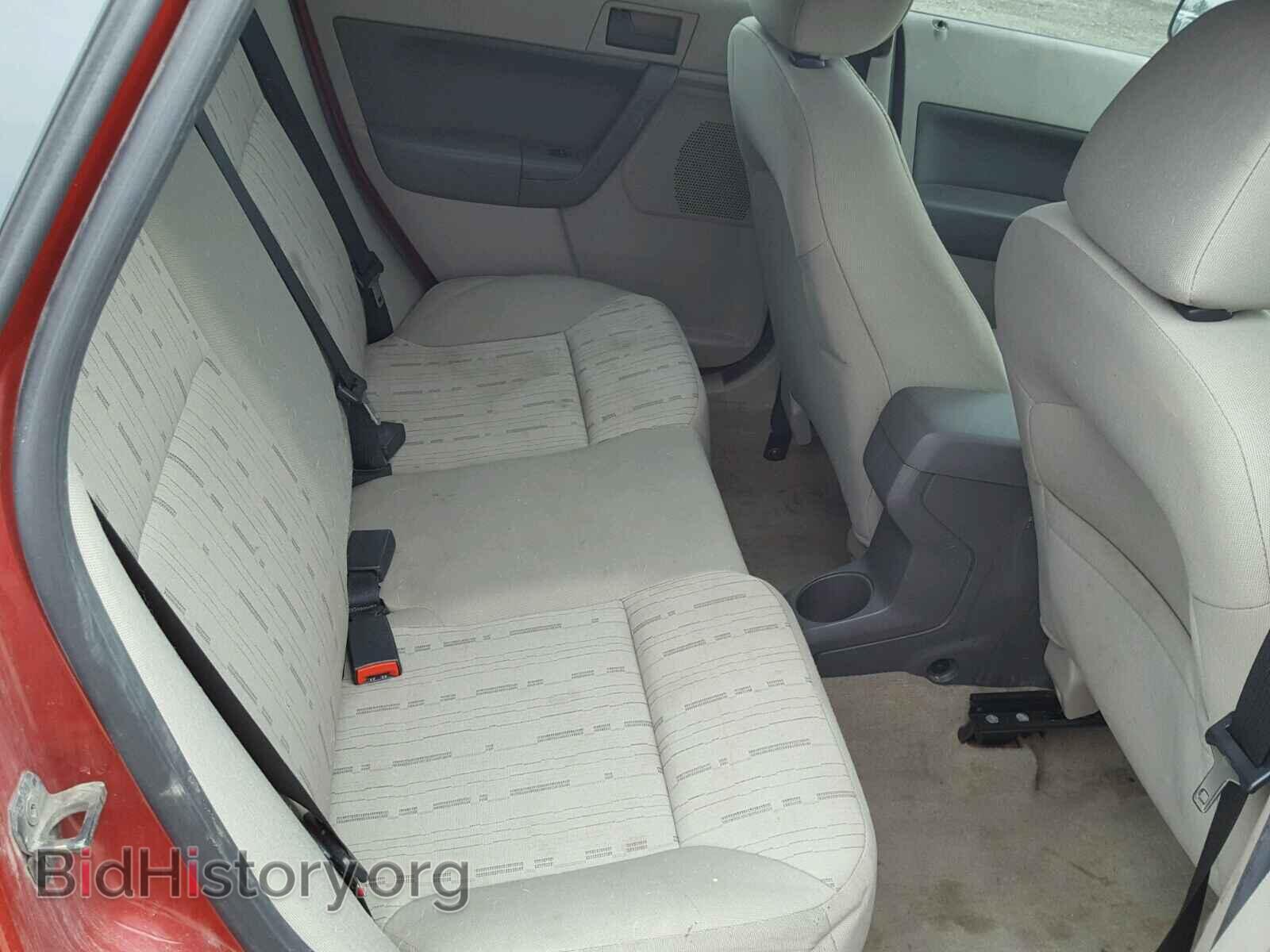 2010 FORD FOCUS - VIN: 1FAHP3FNXAW172155 - Photo 6
