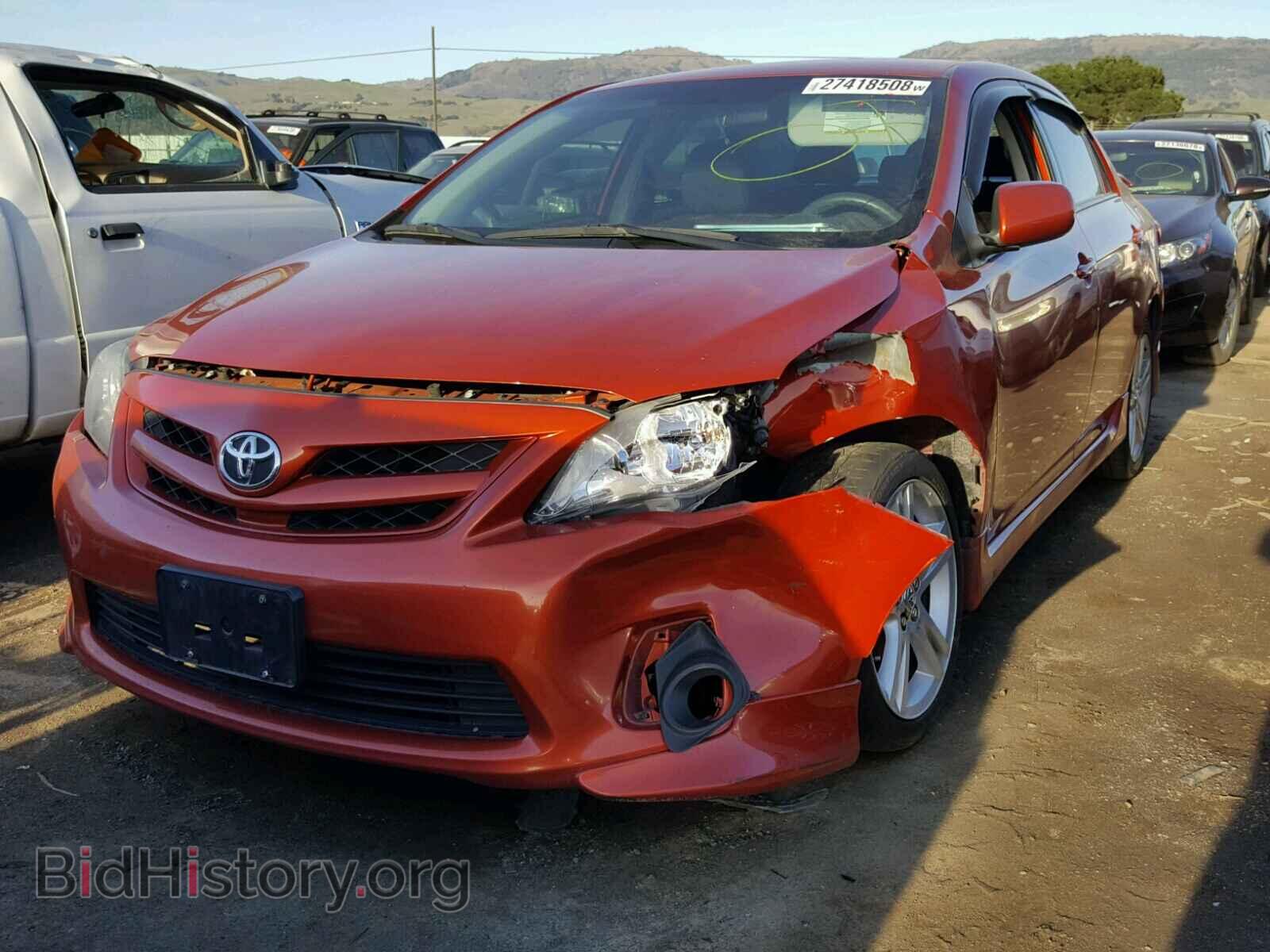2013 TOYOTA COROLLA BA - VIN: 2T1BU4EE8DC099557 - Фото 2