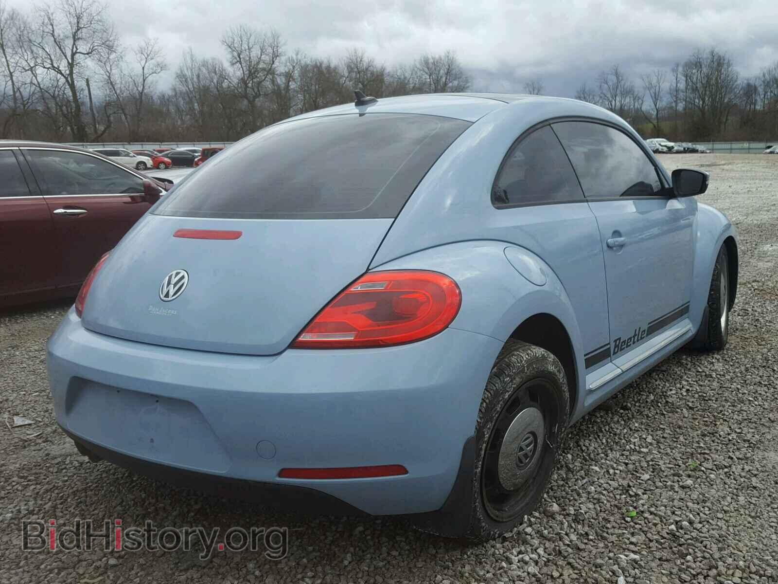 2013 VOLKSWAGEN BEETLE - VIN: 3VWJX7AT3DM645520 - Фото 4