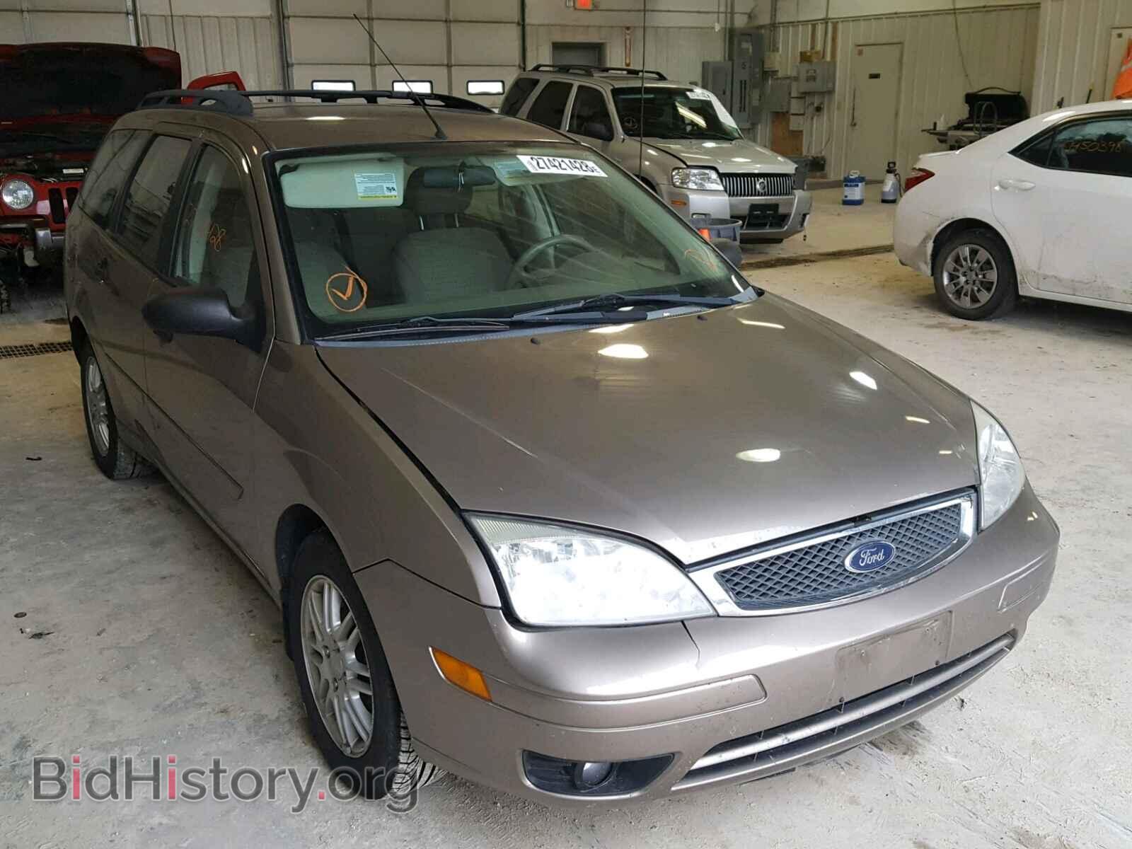 Photo 1FAFP36N95W258702 - FORD FOCUS 2005