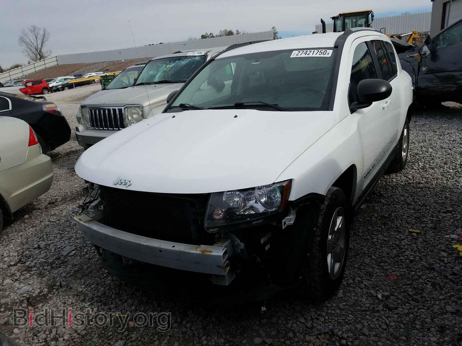 2014 JEEP COMPASS - VIN: 1C4NJCBA1ED801269 - Photo 2