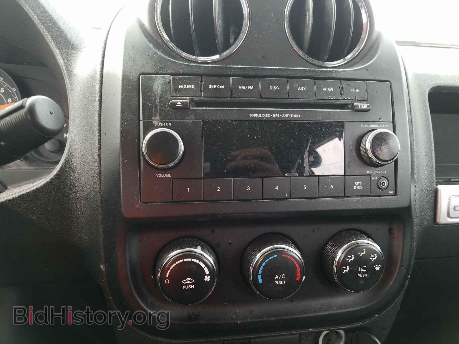 2014 JEEP COMPASS - VIN: 1C4NJCBA1ED801269 - Photo 9